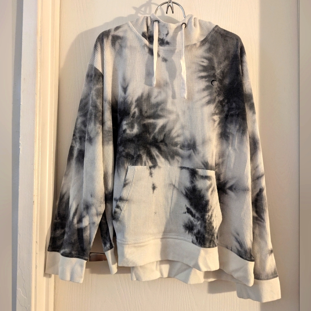 NWOT ZYIA Hendrix hoodie